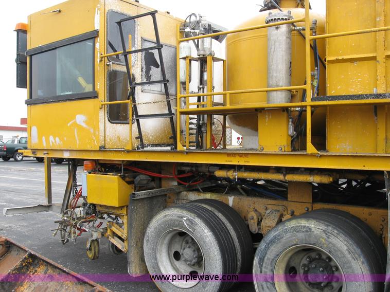 image for item B6415 1996 Ford paint striper truck