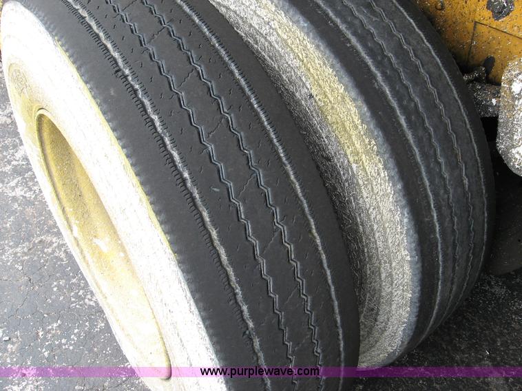 image for item B6415 1996 Ford paint striper truck