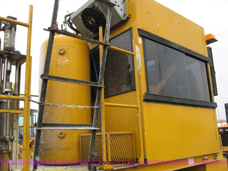 image for item B6415 1996 Ford paint striper truck