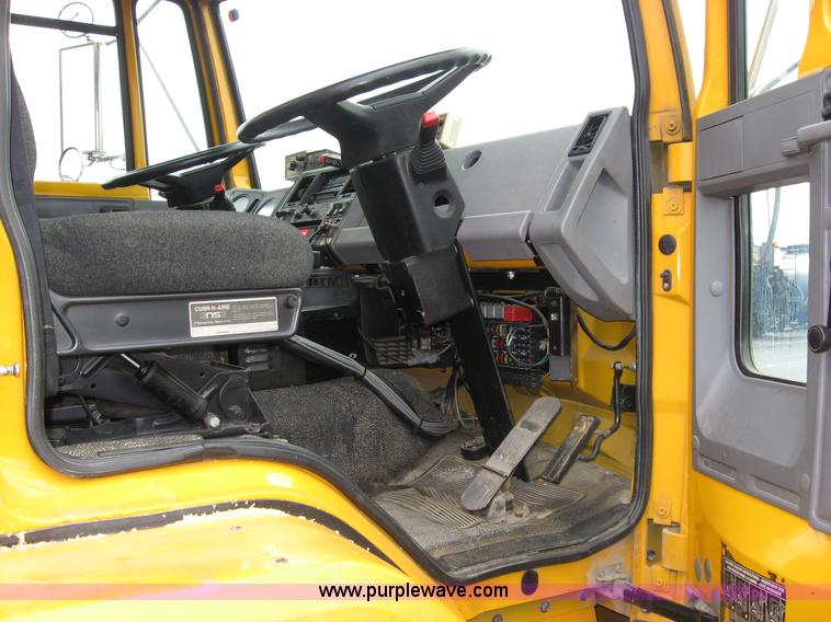 image for item B6415 1996 Ford paint striper truck