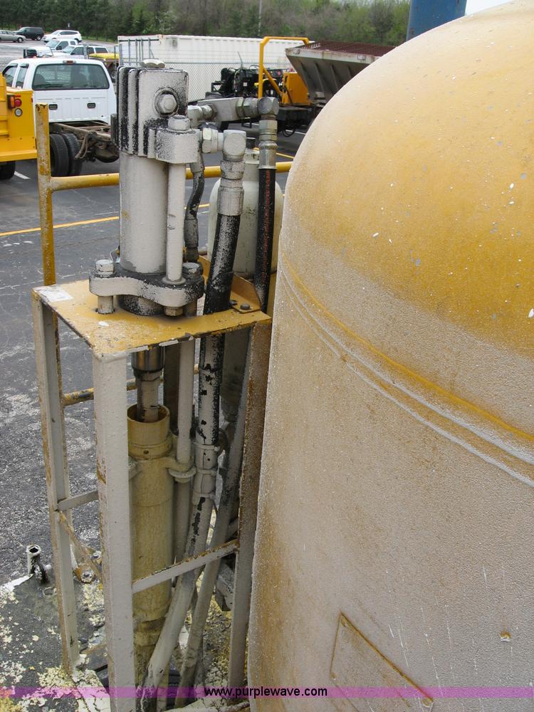 image for item B6415 1996 Ford paint striper truck