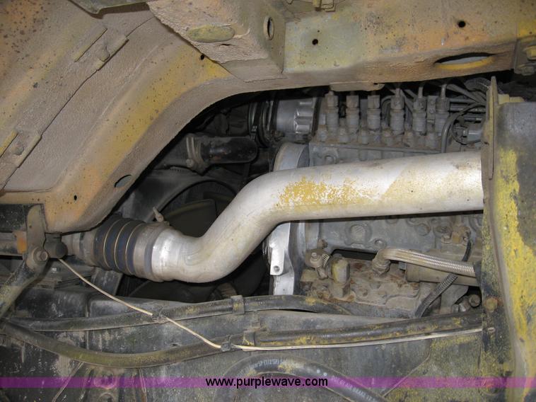 image for item B6415 1996 Ford paint striper truck