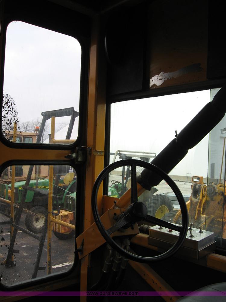 image for item B6415 1996 Ford paint striper truck