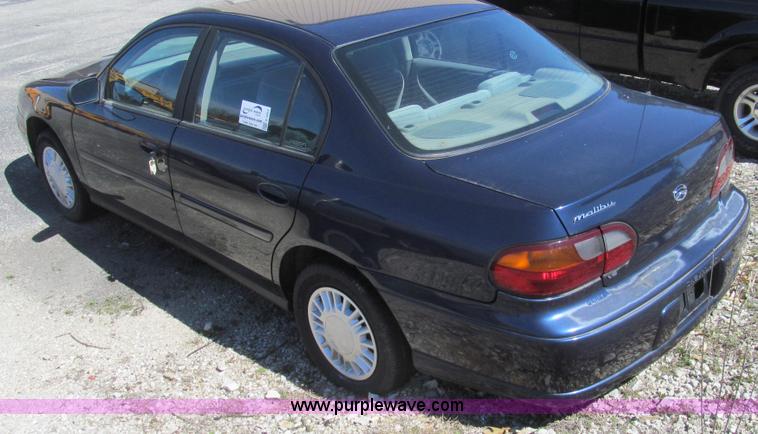 image for item E3852 2001 Chevrolet Malibu