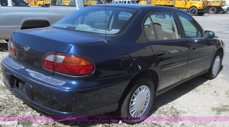 image for item E3852 2001 Chevrolet Malibu