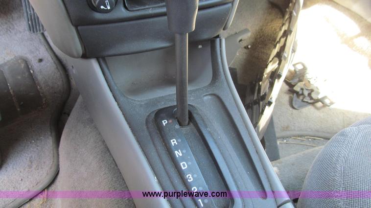 image for item E3852 2001 Chevrolet Malibu