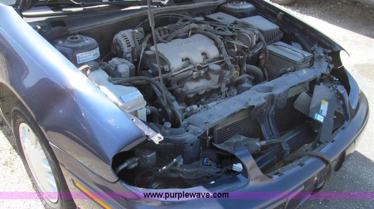 image for item E3852 2001 Chevrolet Malibu