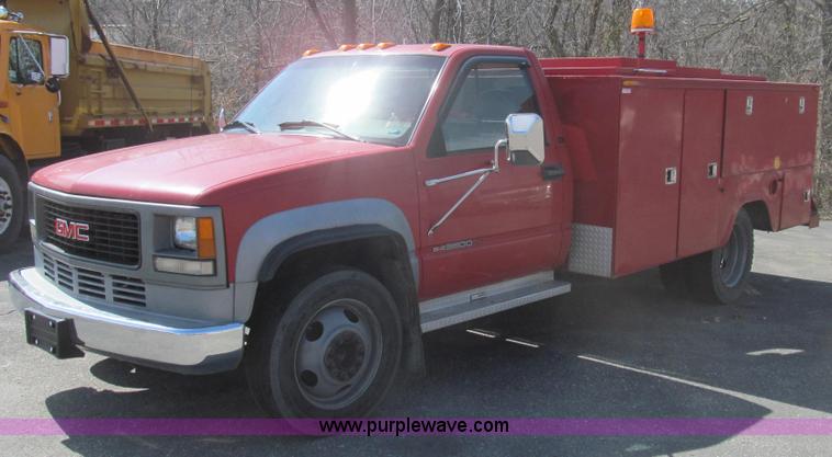 image for item E3853 1995 GMC Sierra 3500 utilty truck