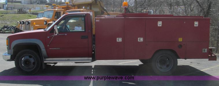 image for item E3853 1995 GMC Sierra 3500 utilty truck