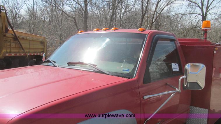 image for item E3853 1995 GMC Sierra 3500 utilty truck