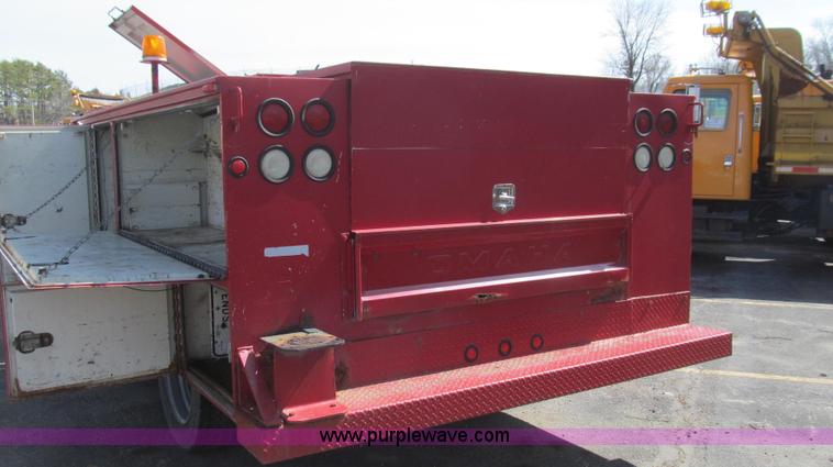 image for item E3853 1995 GMC Sierra 3500 utilty truck