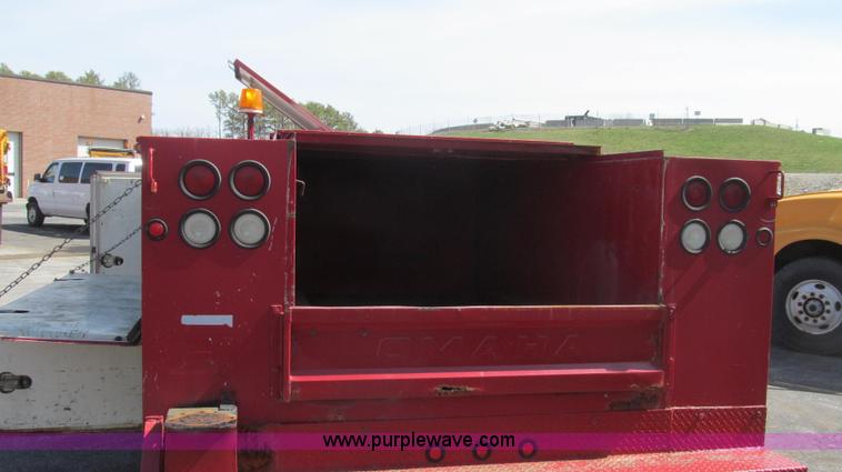 image for item E3853 1995 GMC Sierra 3500 utilty truck