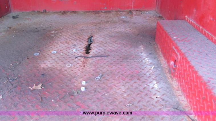 image for item E3853 1995 GMC Sierra 3500 utilty truck