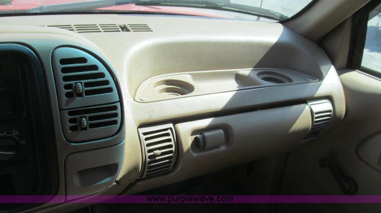 image for item E3853 1995 GMC Sierra 3500 utilty truck