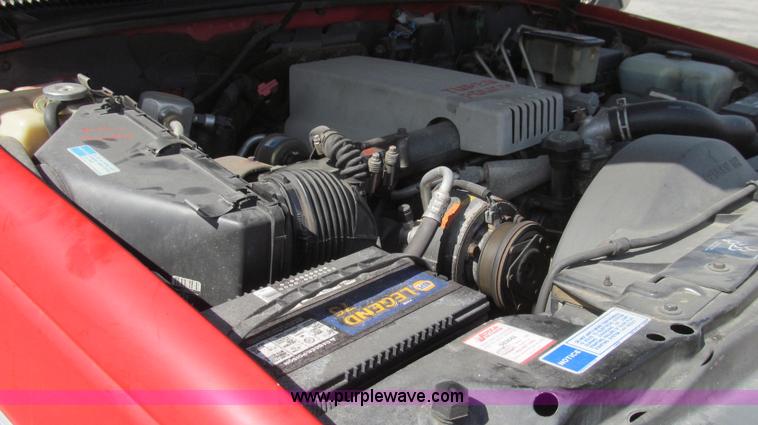 image for item E3853 1995 GMC Sierra 3500 utilty truck