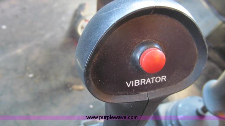 image for item E3855 2002 International 2554 dump truck