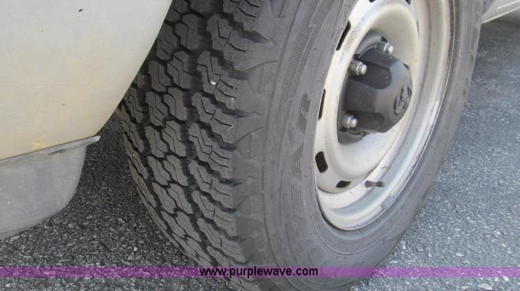 image for item E3858 1999 Dodge Ram 1500 pickup truck