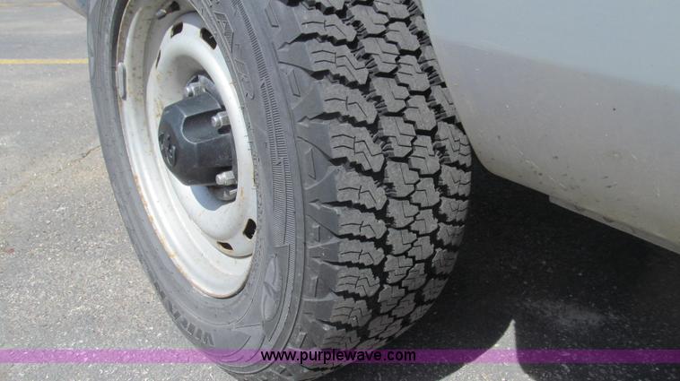 image for item E3858 1999 Dodge Ram 1500 pickup truck