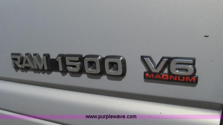 image for item E3858 1999 Dodge Ram 1500 pickup truck