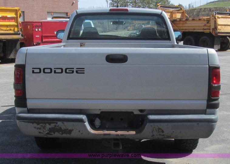 image for item E3859 1999 Dodge Ram 1500 pickup truck