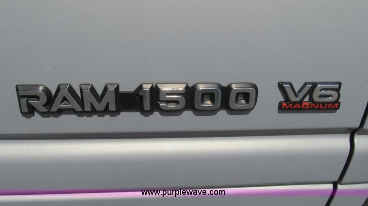 image for item E3859 1999 Dodge Ram 1500 pickup truck