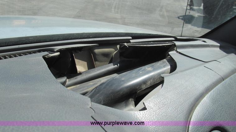 image for item E3859 1999 Dodge Ram 1500 pickup truck