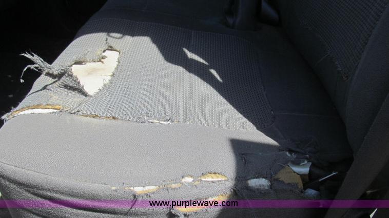 image for item E3860 2002 Ford F150 XL SuperCab pickup truck