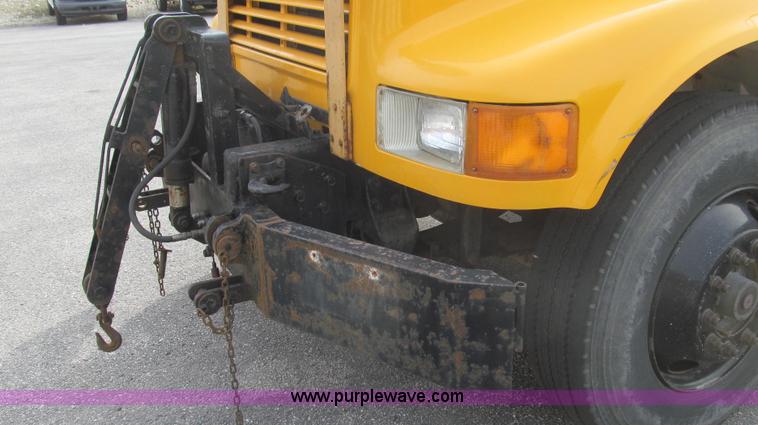 image for item E3862 1997 International 4900 CrewCab dump truck