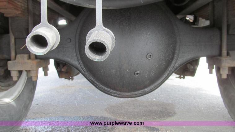 image for item E3862 1997 International 4900 CrewCab dump truck