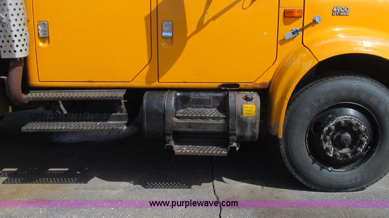 image for item E3866 1997 International 4900 CrewCab dump truck