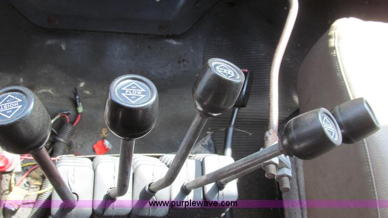 image for item E3866 1997 International 4900 CrewCab dump truck