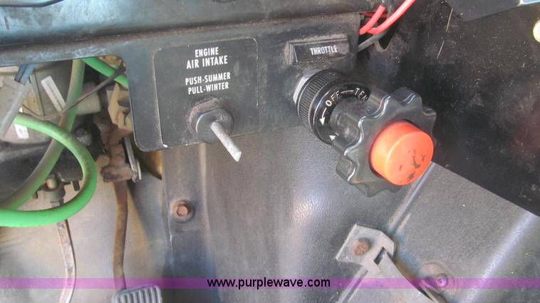 image for item E3866 1997 International 4900 CrewCab dump truck