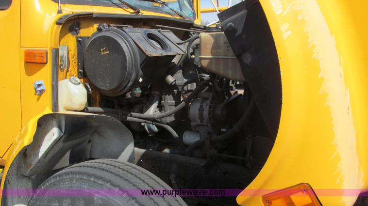 image for item E3866 1997 International 4900 CrewCab dump truck