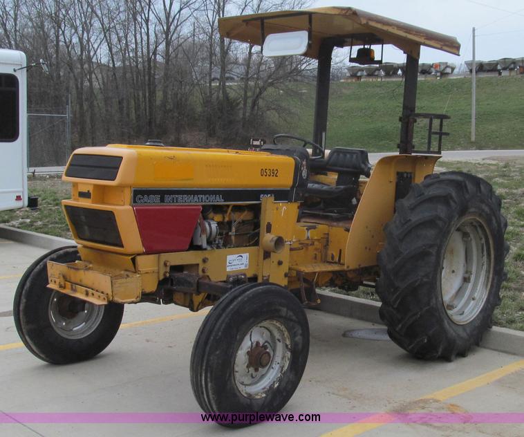 image for item E3867 1991 Case 595 tractor