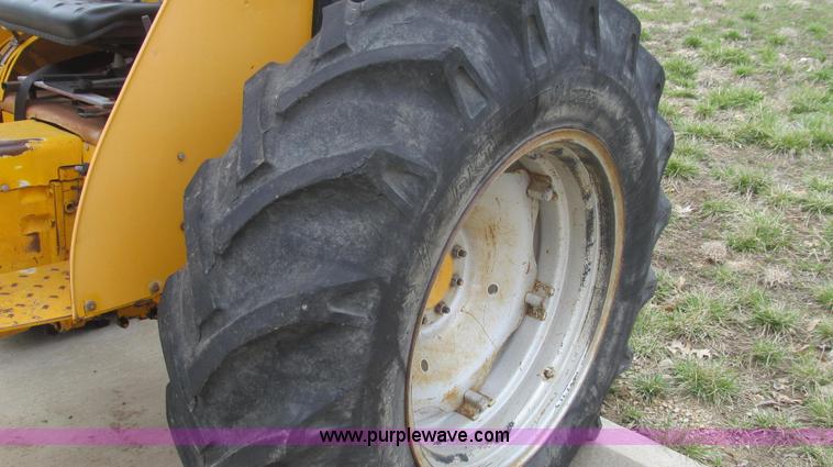 image for item E3867 1991 Case 595 tractor