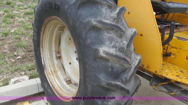 image for item E3867 1991 Case 595 tractor