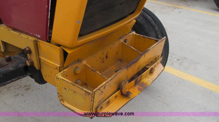 image for item E3867 1991 Case 595 tractor