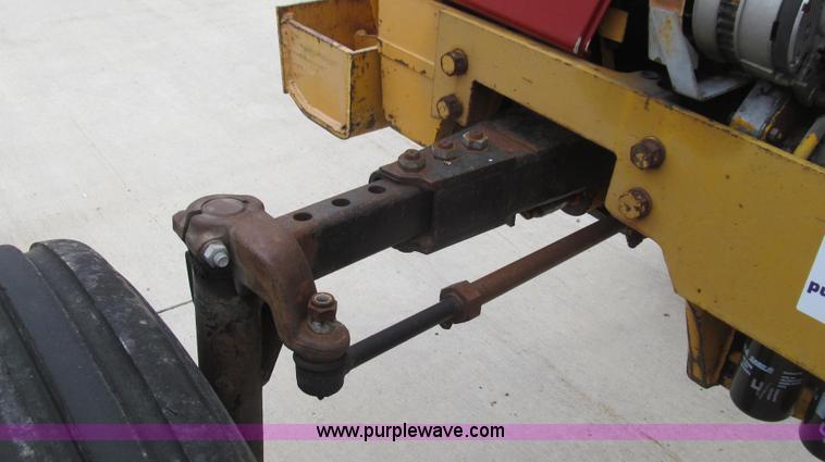 image for item E3867 1991 Case 595 tractor