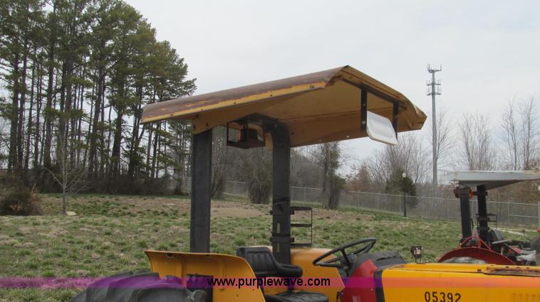 image for item E3867 1991 Case 595 tractor