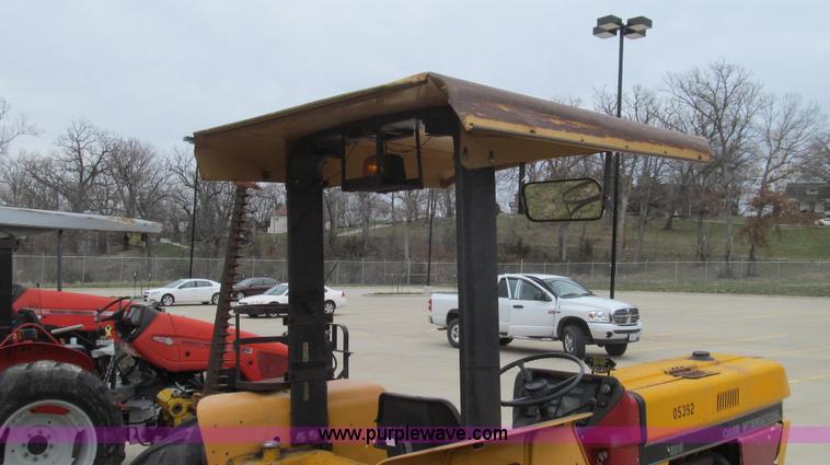 image for item E3867 1991 Case 595 tractor