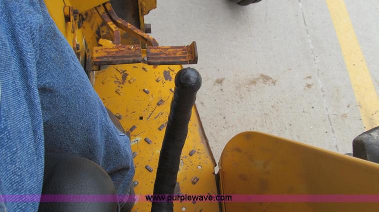 image for item E3867 1991 Case 595 tractor