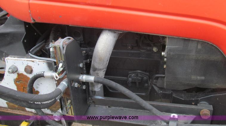 image for item E3868 2000 Massey-Ferguson 4225 MFWD tractor