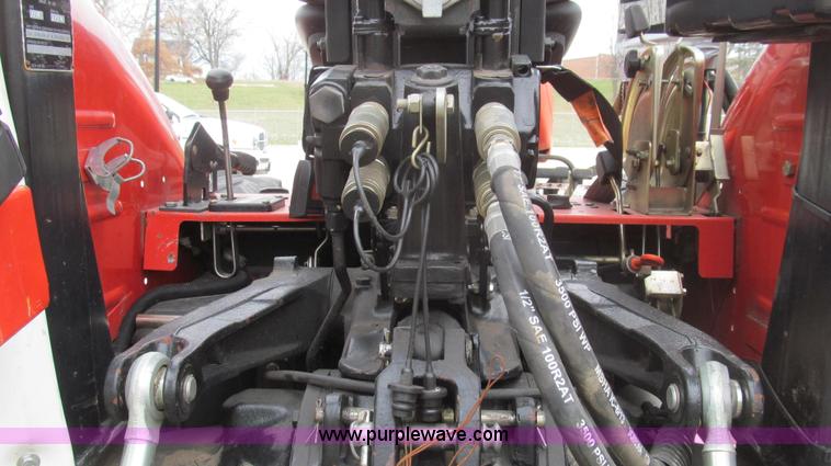 image for item E3868 2000 Massey-Ferguson 4225 MFWD tractor