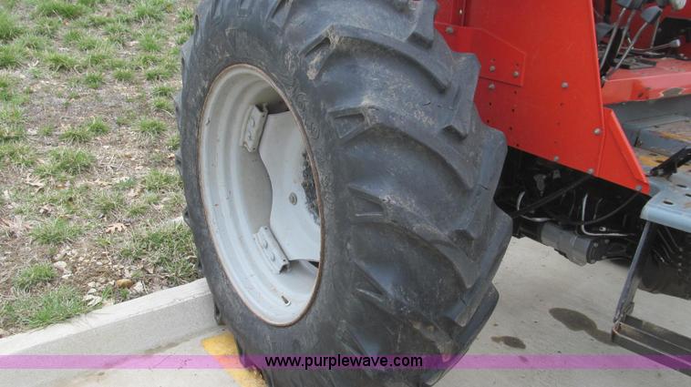 image for item E3869 2000 Massey-Ferguson 4263 MFWD tractor