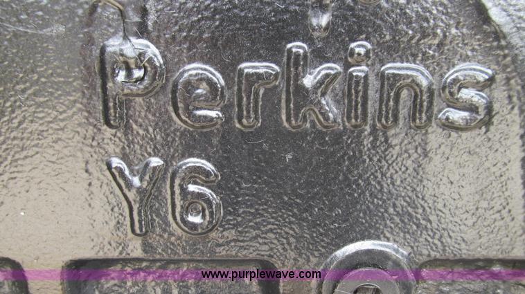 image for item E3869 2000 Massey-Ferguson 4263 MFWD tractor