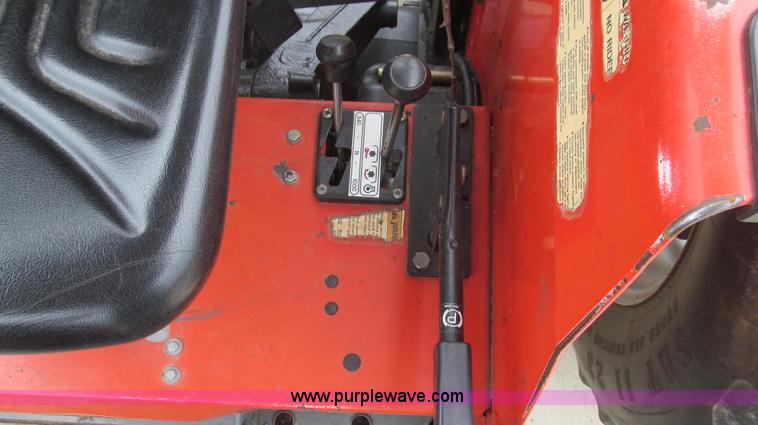 image for item E3869 2000 Massey-Ferguson 4263 MFWD tractor