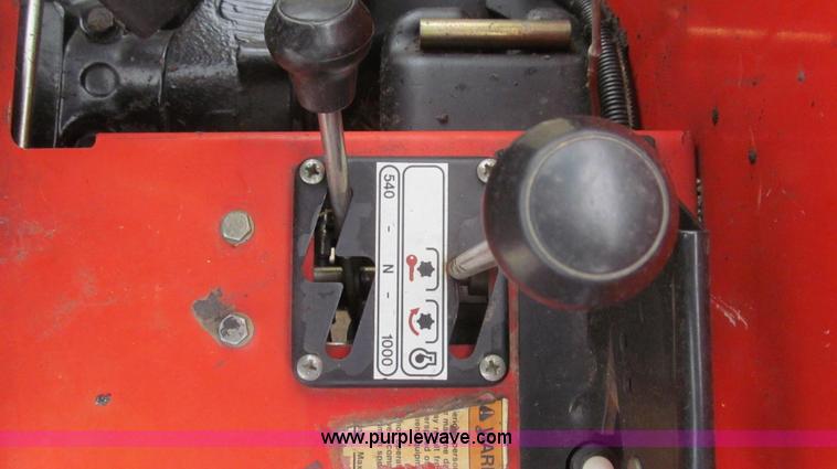 image for item E3869 2000 Massey-Ferguson 4263 MFWD tractor