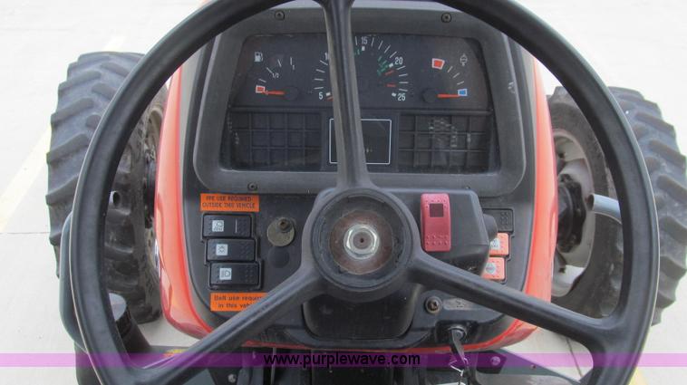 image for item E3869 2000 Massey-Ferguson 4263 MFWD tractor