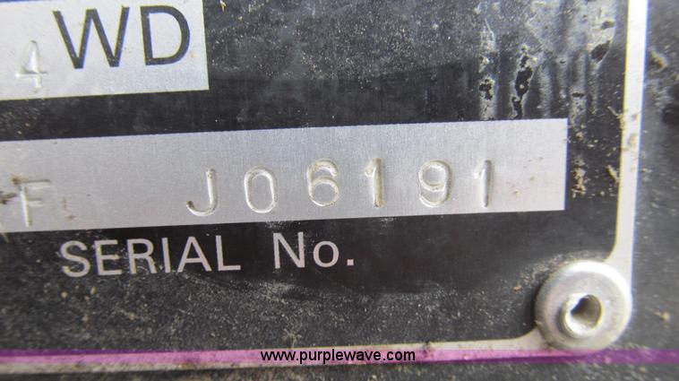 image for item E3869 2000 Massey-Ferguson 4263 MFWD tractor