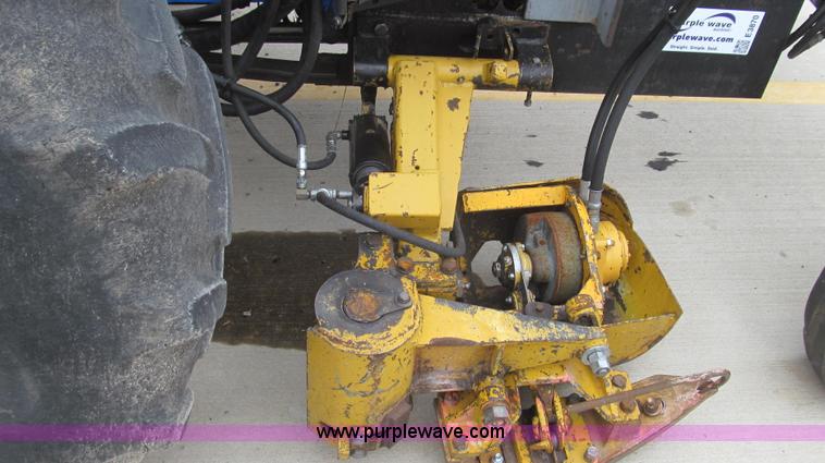 image for item E3870 2004 New Holland TN70 tractor